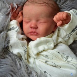 Reborn Serena Tay Freitas limited brought to live by Emily Dawson